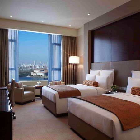 Renaissance Tianjin Lakeview Hotel Екстериор снимка