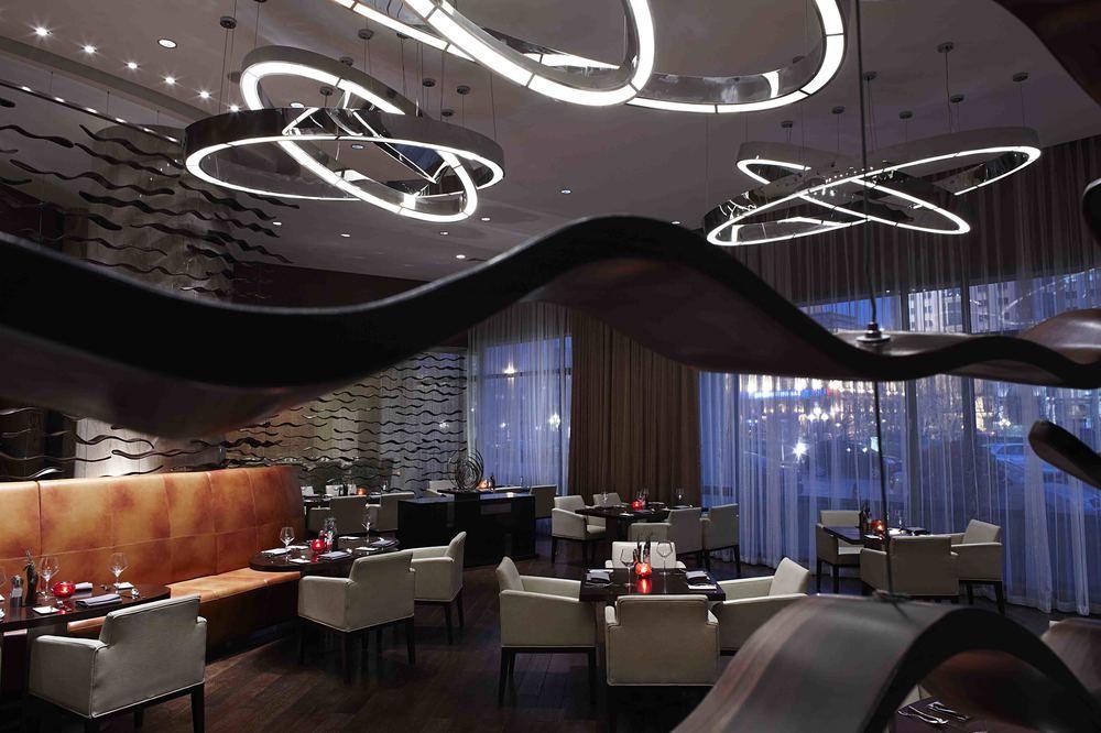 Renaissance Tianjin Lakeview Hotel Ресторант снимка